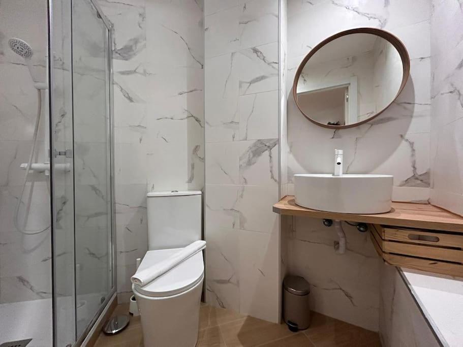 Ideal Studio In Cuatro Caminos - Guipuzcoa Madrid Kültér fotó